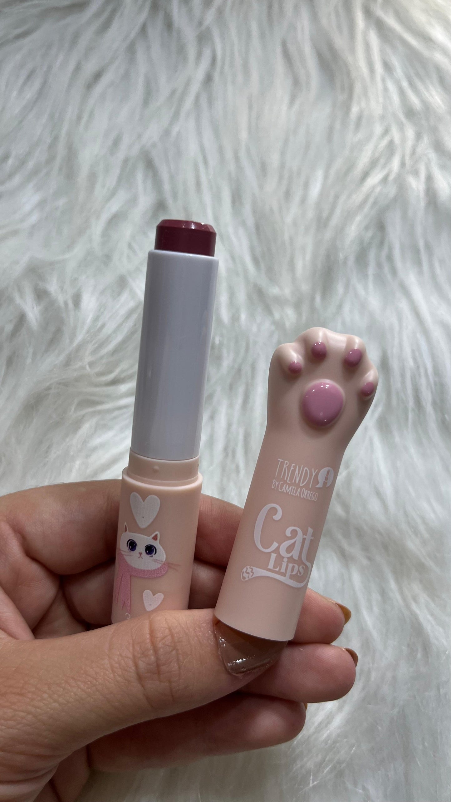 Cat Lips Trendy
