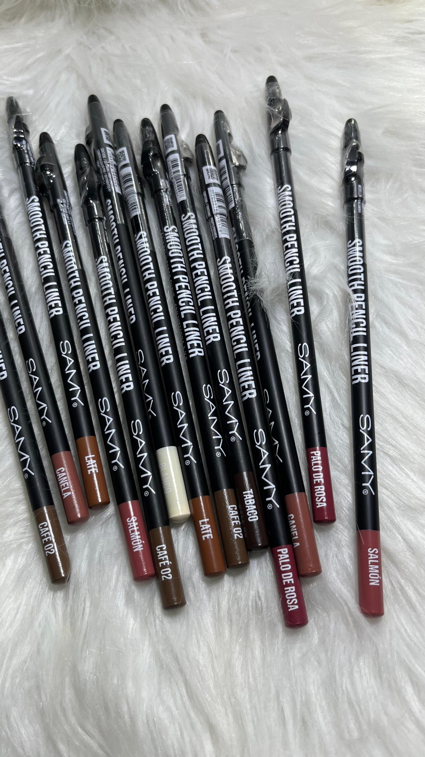 Lápices Labiales True Lips y sammy